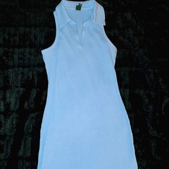 Sleeveless Knit Bodycon Dress - Picture 3 of 6